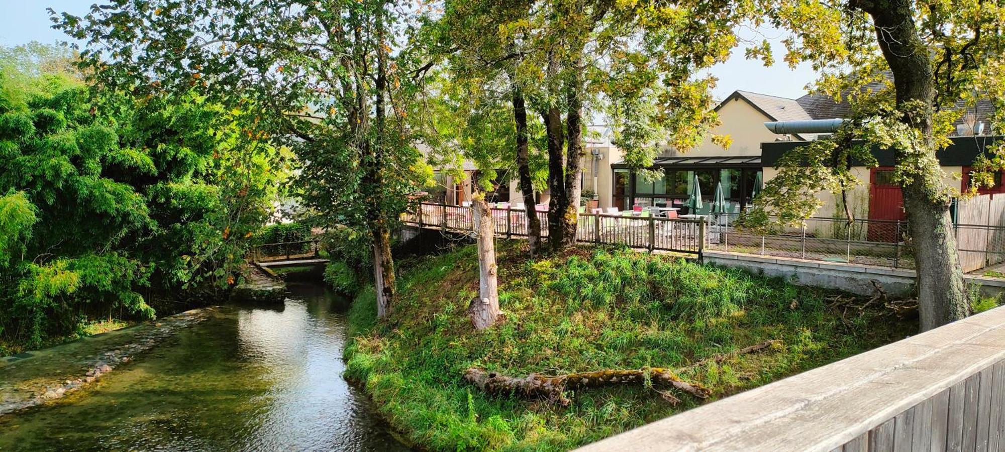 Meuble De Tourisme Au Coeur Du Village A Aramits , Haut Bearn 외부 사진